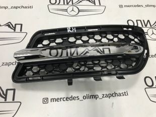 Накладка птф бампера правая Mercedes w212 amg Накладка птф бампера правая Mercedes w212 amg
